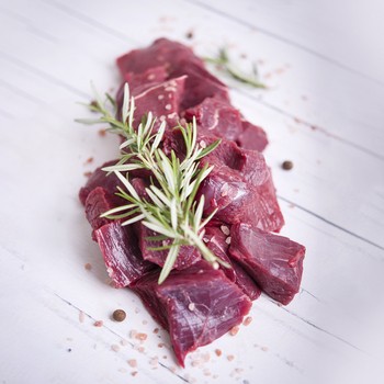 Mięso na gulasz z sarny mrożone, las huberta ok. 1 kg 324987_0_1746741843630.jpg