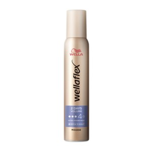 Wellaflex 2 Days Volume Pianka do włosów 200 ml