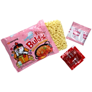 Danie instant o smaku ostrego kurczaka carbonara | 130 g | SamYang