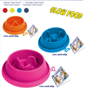Miska Adagio do pokarmu dla kotów oraz małych i średnich psów, wykonana w technologii "Slow Food", podstawa antypoślizgowa, wykonana z nietoksycznego plastiku, wymiary: 21,5 x 20,5 x 5,5 cm
