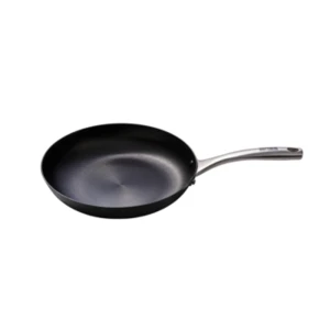 SKOTTSBERG CAST IRON Patelnia żeliwna 24 cm