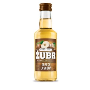 'Żubr Orzech Laskowy 23% 200 ml