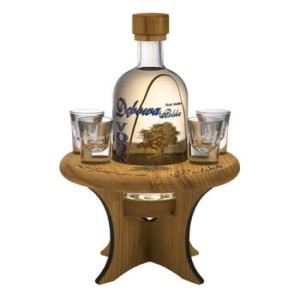'Wódka Dębowa Polska 700 ml 40% + stolik dębowy + 4 kieliszki