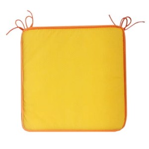 Poduszka na krzesło kropki