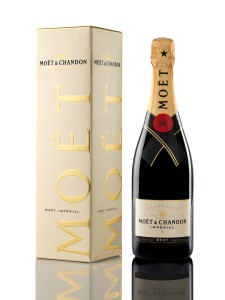 'Moët & Chandon Imperial 12% 0,75 l w kartoniku