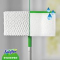 Zestaw: 1 mop, 8 suchych chusteczek oraz 3 mokre ściereczki Swiffer Dry + Wet Kit